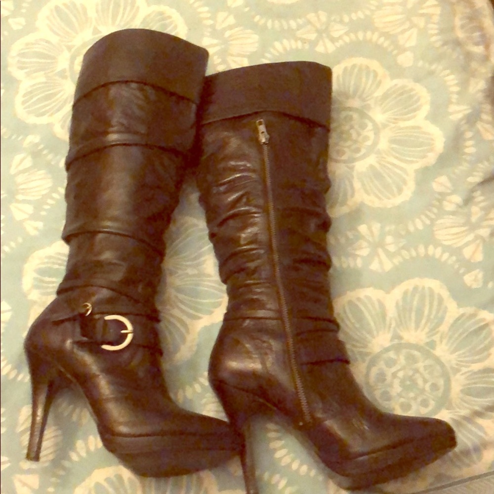 Inc., size 8 , knee high black leather heeled boot